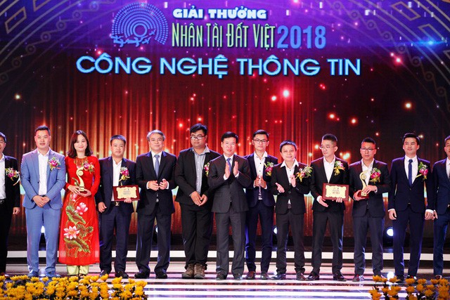 Nhóm đạt giải Nhì Nhân tài Đất Việt 2018: 'Sẽ vươn tầm ra các quốc gia trong khu vực'