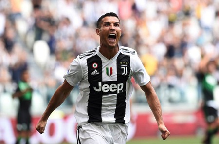 C.Ronaldo được vinh danh trên đường phố Milan