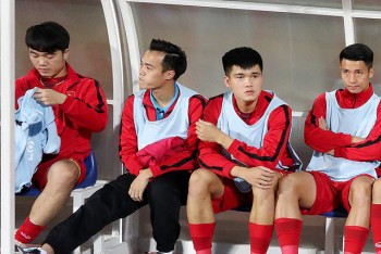 Văn Toàn không sang Philippines cùng đội tuyển Việt Nam