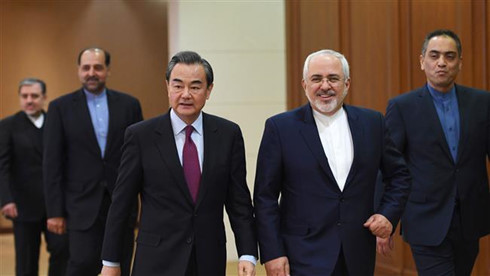 Ngoại trưởng Trung Quốc ủng hộ việc thực thi thỏa thuận hạt nhân Iran