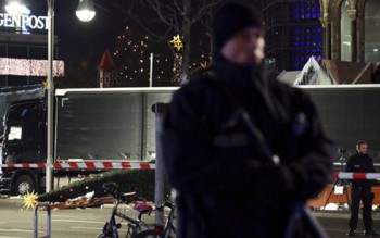 Đức gắt gao truy lùng nghi phạm mới trong vụ tấn công tại Berlin