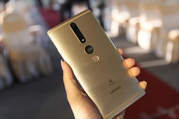 Lenovo trình làng smartphone đầu tiên có công nghệ “ảo hóa thế giới” tại Việt Nam
