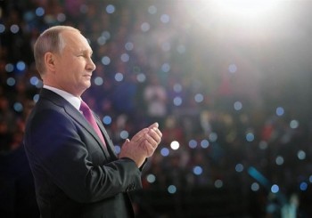 Tổng thống Nga Putin chính thức thông báo tranh cử nhiệm kỳ tiếp theo