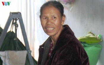 Xử lý người phụ nữ hành hạ trẻ em ở Đắk Nông