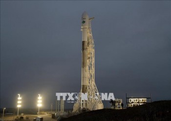 Tên lửa đẩy của SpaceX rơi xuống biển trong chuyến bay tiếp tế lên ISS