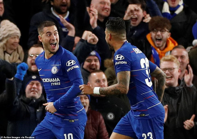 Hazard lập công đưa Chelsea vào bán kết League Cup