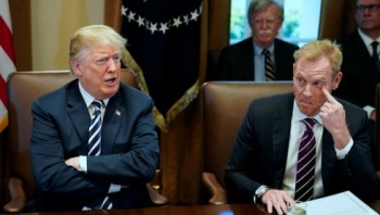 Ông Trump đưa Thứ trưởng Shanahan lên thay Bộ trưởng Mattis từ 1/1 tới