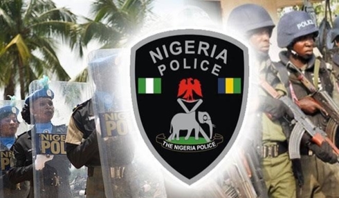 Những tay súng lạ mặt nhả đạn làm chết 17 người ở Nigeria