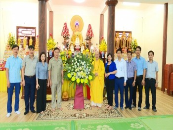 Thăm, chúc mừng Đại lễ Phật Đản 2020