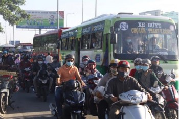 Tăng cường hơn 1.000 chuyến xe buýt phục vụ Tết