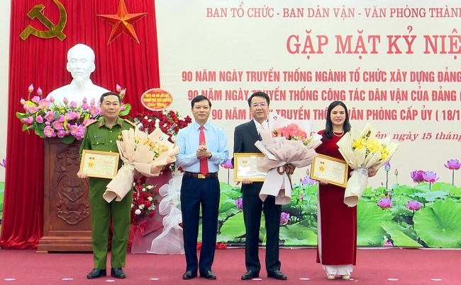 TP Thái Nguyên: Kỷ niệm Ngày truyền thống ngành Tổ chức xây dựng Đảng, công tác Dân vận của Đảng và Văn phòng cấp ủy