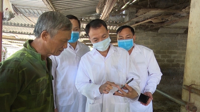 Kiểm tra công tác phòng dịch bệnh gia súc, gia cầm huyện Đồng Hỷ