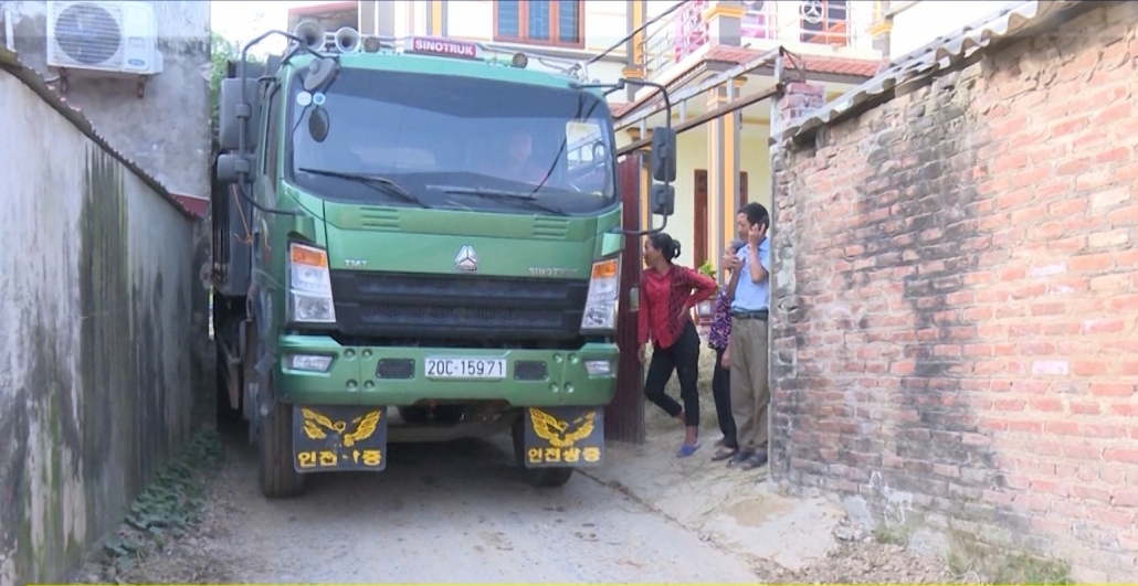 Cần chấn chỉnh hoạt động vận tải tại xóm Chùa, xã Hà Châu, huyện Phú Bình