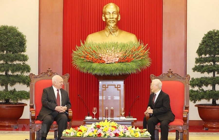 Tổng Bí thư, Chủ tịch nước Nguyễn Phú Trọng tiếp Đại sứ Liên bang Nga  | Chính trị | Vietnam+ (VietnamPlus)