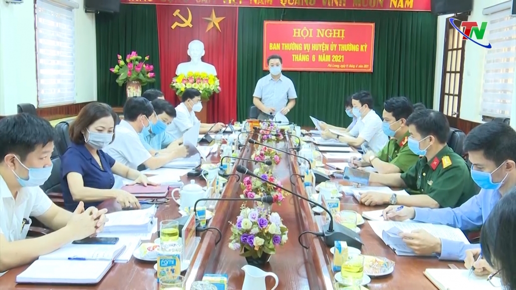 Hội nghị Ban Thường vụ Huyện ủy Phú Lương tháng 6/2021