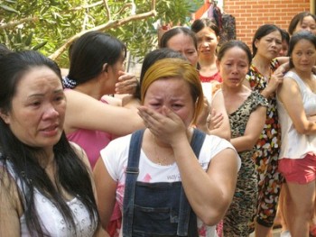 Giải cứu 42 phụ nữ Việt sống khốn khổ tại Malaysia