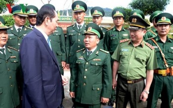 Chủ tịch nước thăm, chúc Tết cán bộ, chiến sĩ Đồn Biên phòng Rờ Kơi