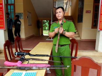 Quảng Nam: Người dân tự lên mạng học làm... súng săn