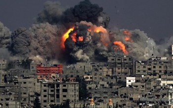 Israel không kích dải Gaza, ít nhất 25 người bị thương
