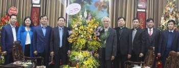Lãnh đạo tỉnh Thái Nguyên thăm, chúc mừng giáo xứ Cửa Bắc nhân dịp lễ Giáng sinh