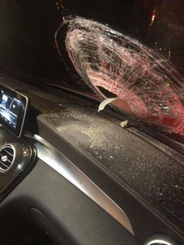 Tái diễn tình trạng ném đá vỡ kính xe ô tô trên cao tốc Hà Nội - Thái Nguyên