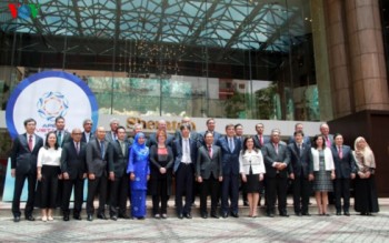Ngày làm việc đầu tiên của Hội nghị lần thứ ba APEC (SOM 3)