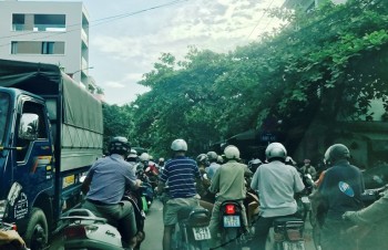Tiếp tục tái diễn tình trạng ùn tắc giao thông trên trục đường Bến Oánh, TP Thái Nguyên