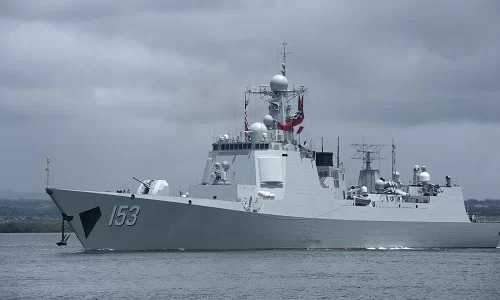 Tàu chiến Anh giám sát khu trục hạm Trung Quốc gần lãnh hải