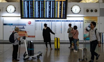 Sân bay Hong Kong hoạt động trở lại