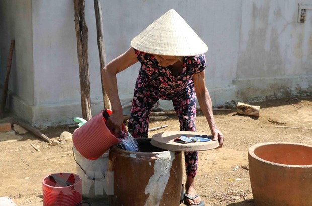 Phú Yên: Khẩn trương cấp nước sinh hoạt cho người dân vùng hạn nặng | Xã hội | Vietnam+ (VietnamPlus)