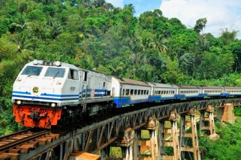 Nhật Bản và Indonesia ký thỏa thuận xây dựng đường sắt