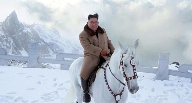 Nhà lãnh đạo Triều Tiên cưỡi ngựa tới thăm núi Paekdu