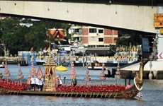 [Video] Thái Lan tổng duyệt chuẩn bị cho ngày lễ của Hoàng Gia