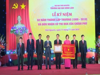 Trường Đại học Nông Lâm Thái Nguyên kỷ niệm 50 năm và đón nhận Cờ thi đua của Chính phủ