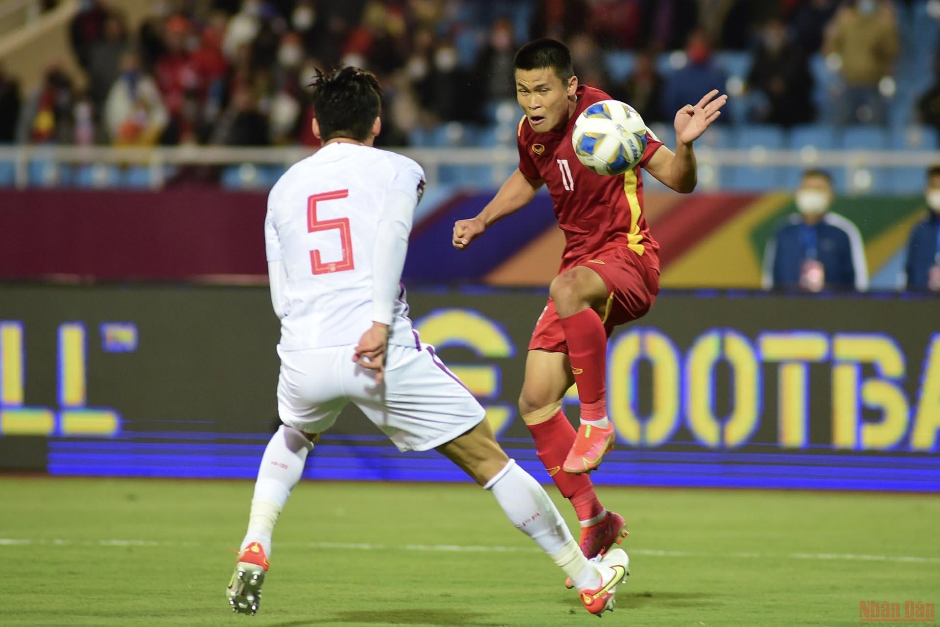(Hiệp 2) Việt Nam 2-0 Trung Quốc: Giữ vững tập trung -0