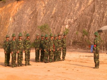 Cán bộ chiến sĩ lực lượng vũ trang tỉnh Thái Nguyên cụ thể hóa phong trào thi đua học và làm theo lời Bác