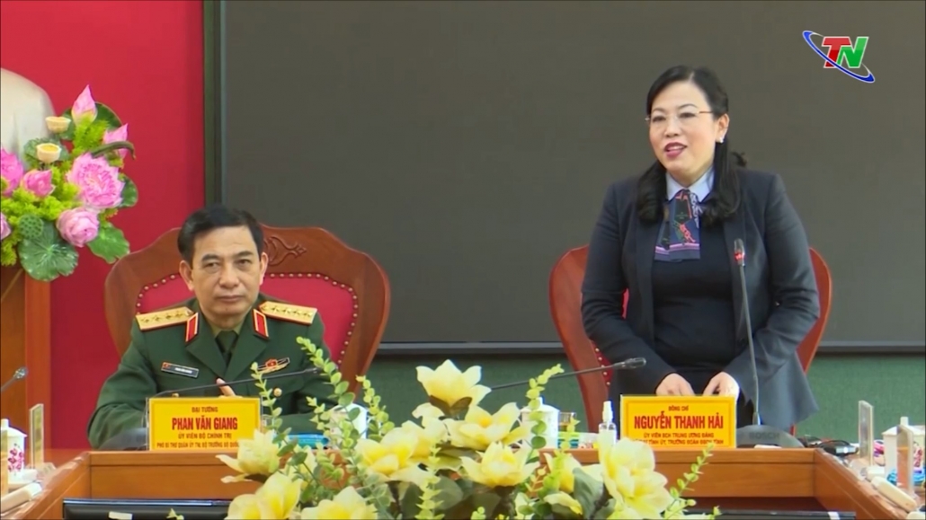 Bộ trưởng Bộ Quốc phòng thăm, làm việc và chúc Tết tại Thái Nguyên