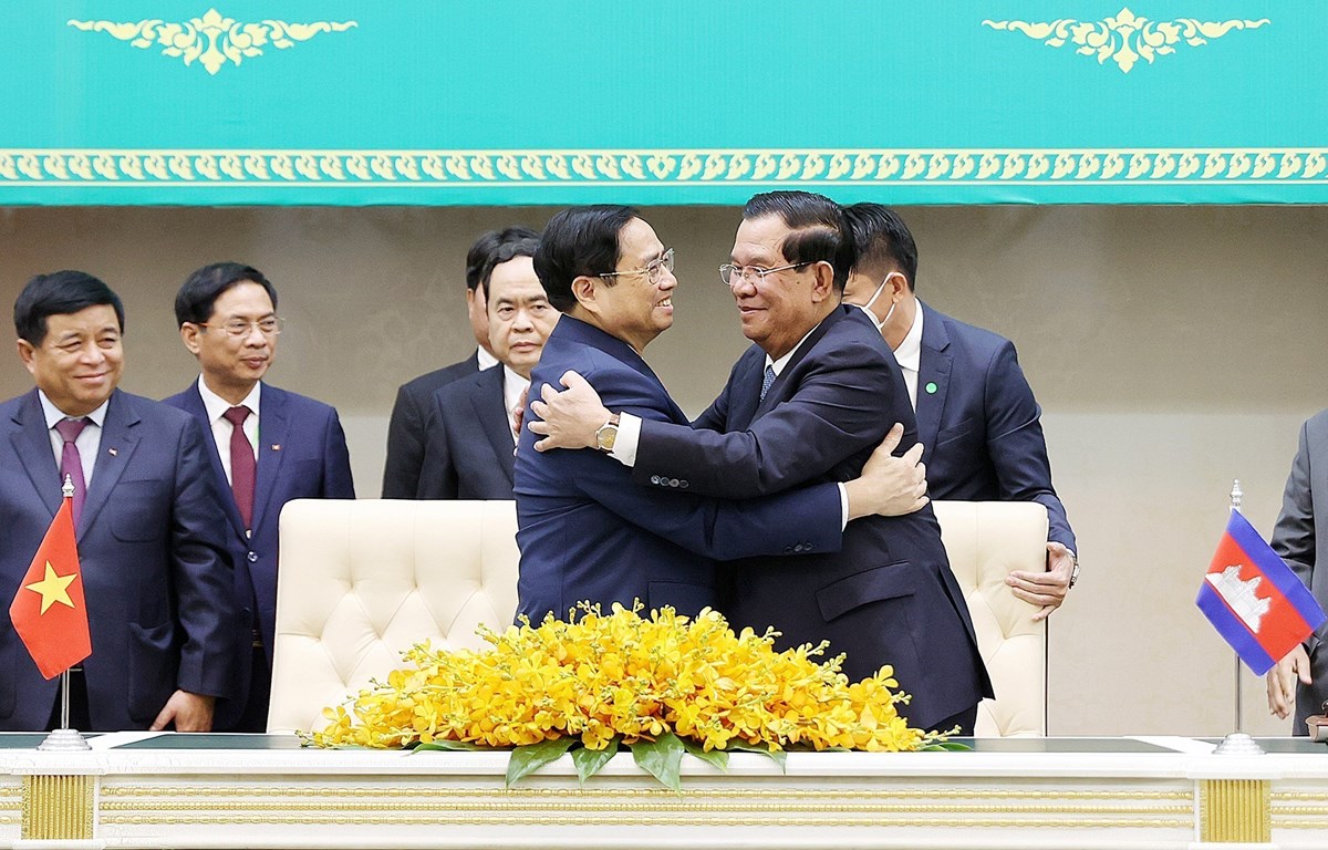 Việt Nam-Campuchia phát triển hơn nữa quan hệ láng giềng tốt đẹp