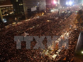 Tiếp tục biểu tình phản đối chính phủ Hàn Quốc trước thềm Năm Mới
