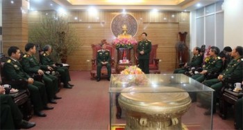 Thủ trưởng Tổng cục Chính trị thăm Bộ Tư lệnh Quân khu 4