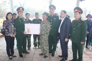 Thượng tướng Nguyễn Trọng Nghĩa thăm, động viên lực lượng quy tập hài cốt liệt sĩ tỉnh Quảng Trị