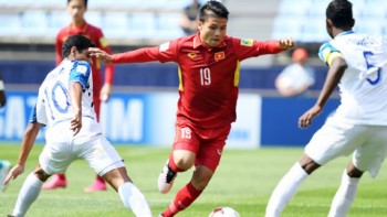 Quang Hải đứng đầu cả 2 cuộc bình chọn của AFC sau vòng bảng Asian Cup 2019