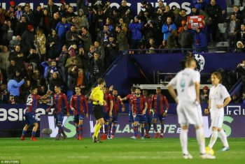 Hàng thủ tệ hại, Real bị Levante chia điểm đầy tiếc nuối