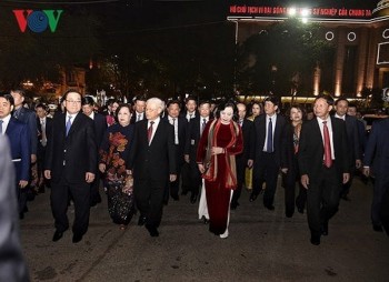 Tổng Bí thư chúc Tết Đảng bộ, chính quyền và nhân dân Hà Nội