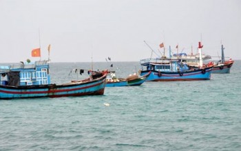 Tước giấy phép tàu cá vi phạm vùng biển nước ngoài