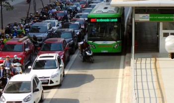 Hà Nội giải trình thông tin buýt nhanh giá 5 tỷ đồng/xe