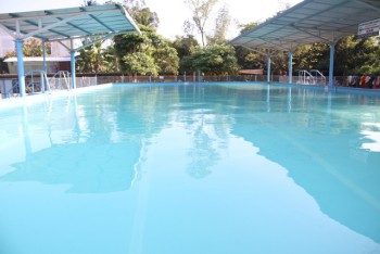Trường có 9 học sinh đuối nước: Hồ bơi ở trường hoạt động cầm chừng