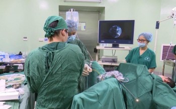 Bệnh viện Trung ương Thái Nguyên triển khai thành công kỹ thuật tán sỏi qua da