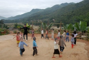 Đứng lớp hàng chục năm thành "con nợ": Chuyện có thật ở Lâm Đồng