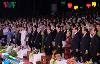 Thủ tướng dự Lễ kỷ niệm 10 năm thành lập Thành phố Hội An